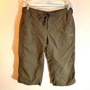 THE NORTH FACE Sz 10 Capri Bermuda Hiking Outdoor Multiple Pockets  Drawstring